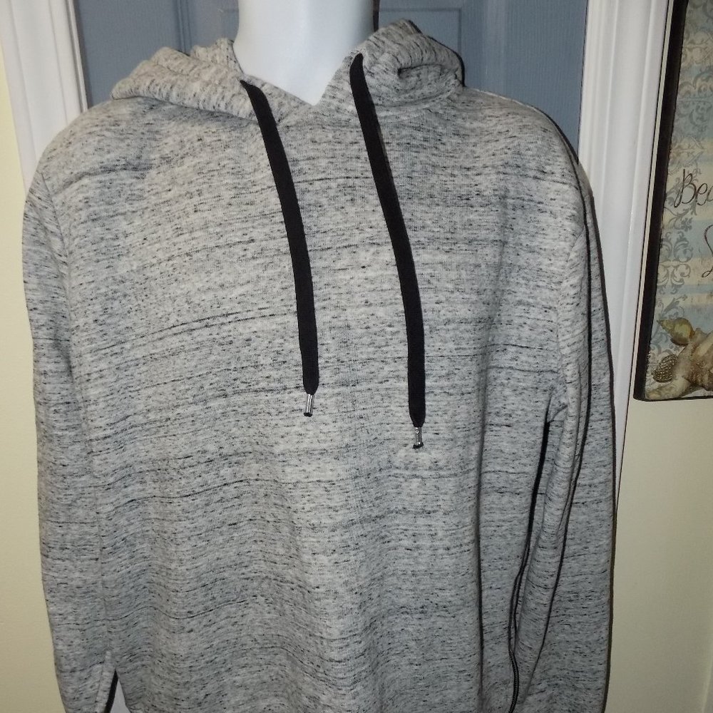 H & M Divided Gray Pullover Hoodie Sweatshirt